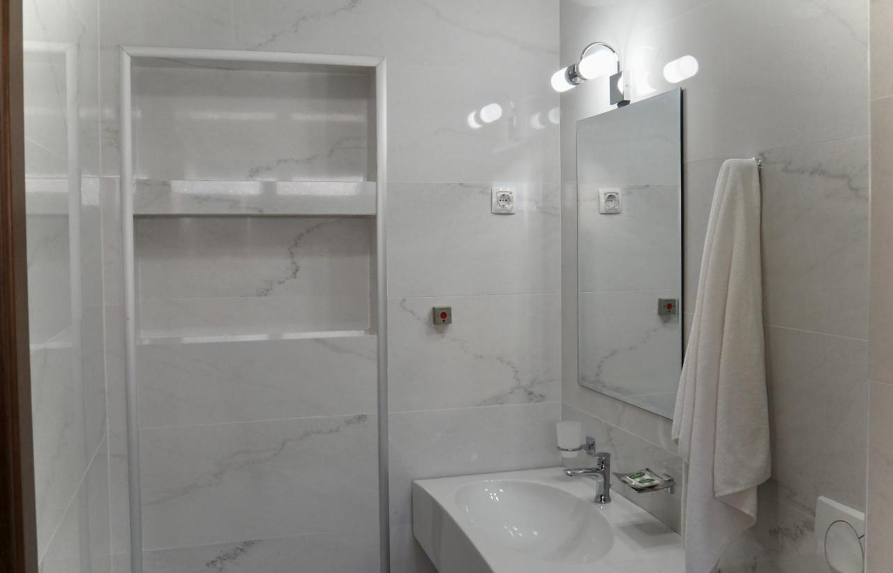 Urban Apartments Sutomore Ngoại thất bức ảnh